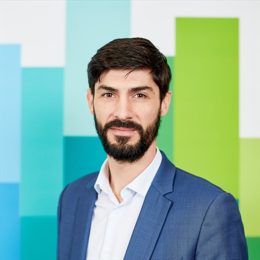 特斯拉股价下跌超过3%,影响纳斯达克100指数走势